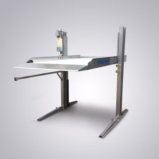 Sistema de estacionamento de dois andares com elevador de estacionamento duplo